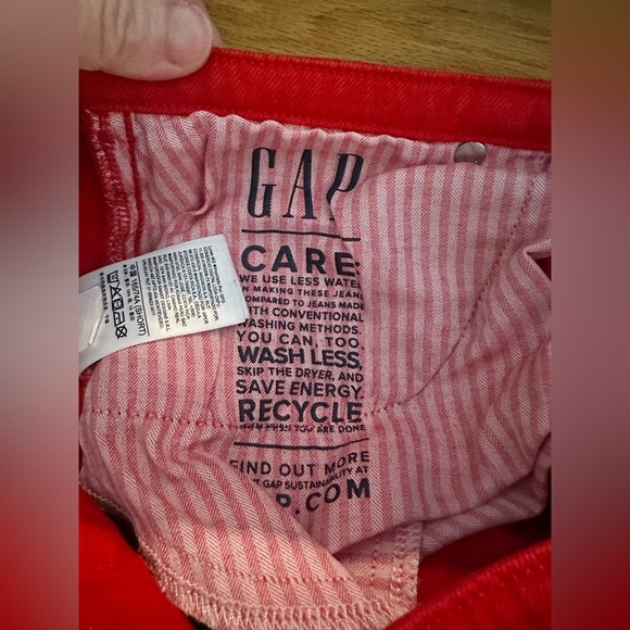 GAP Bold Red Mid Rise Pants - Picture 4 of 5